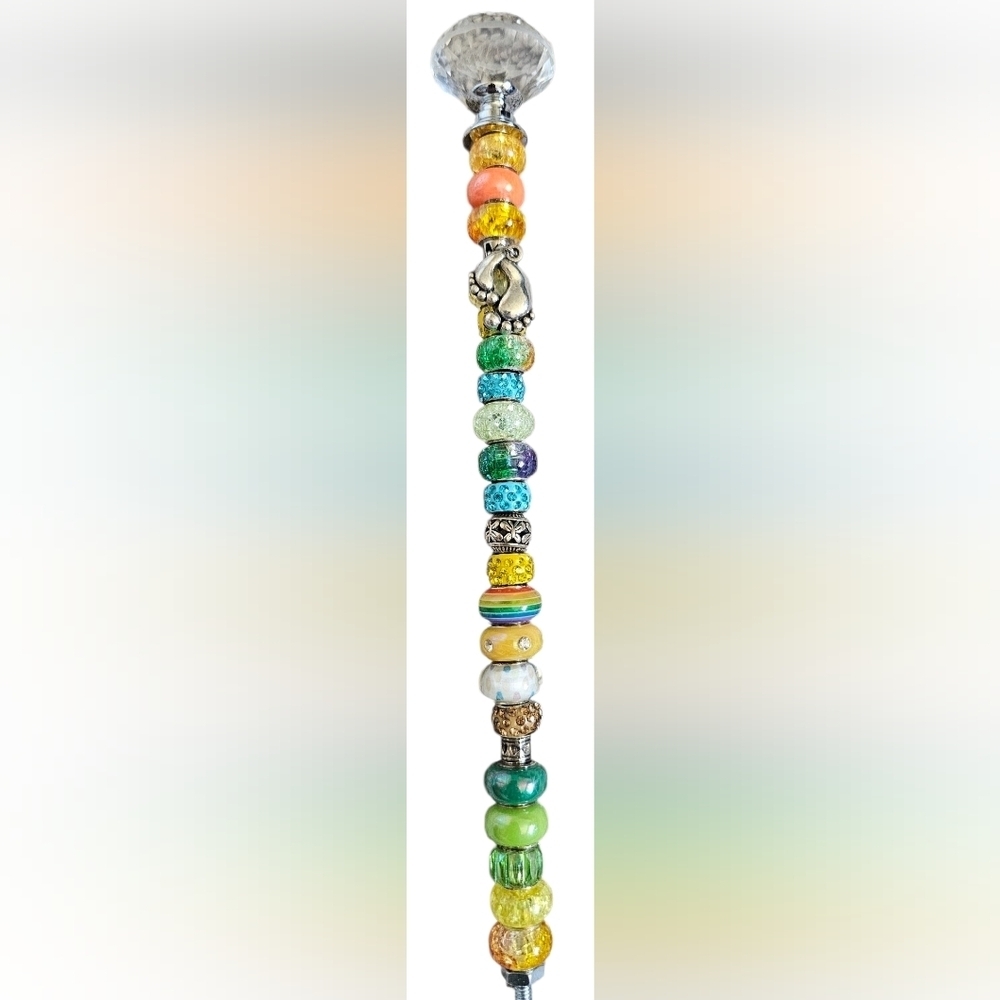 Handmade 4 Piece Colorful Beaded Plant Stakes!, New! - Picture 6 of 8